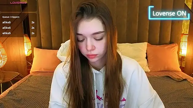 Cherry Wipe online show from 11-16-25, 07:25