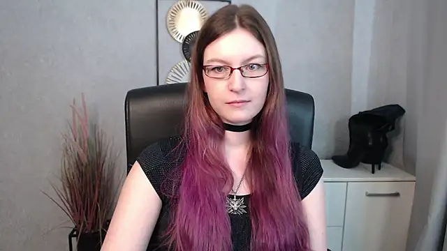 emmaxDelight online show from 03-15-25, 10:46