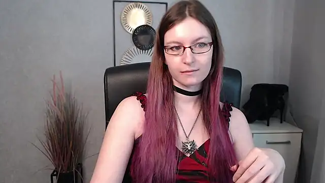 emmaxDelight online show from 03-17-25, 09:33