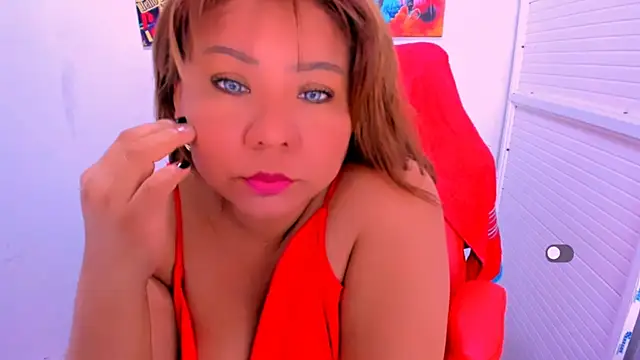 victoria love89 online show from 12-21-25, 02:08