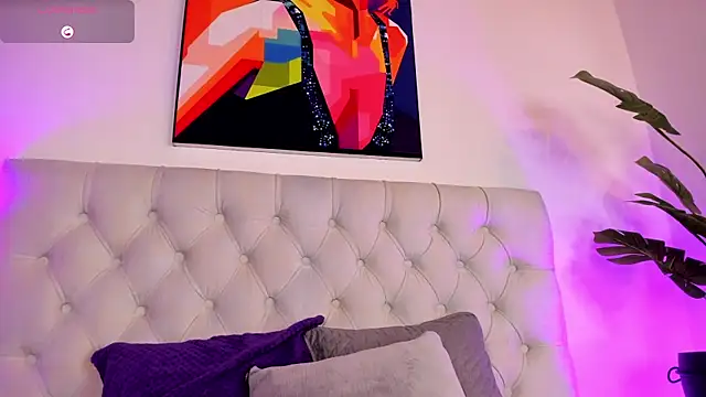 Mia ross16 online show from 02-01-25, 07:34