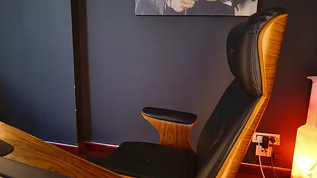 AngeloEric online show from 10-22-25, 12:38