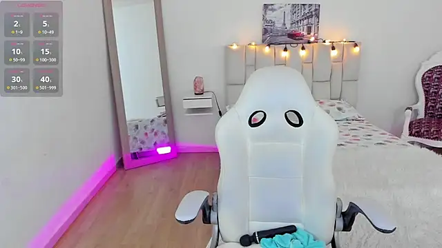 zoe turnner 18 online show from 03-06-25, 11:25