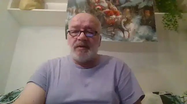 Snapshot of Belko7 chatting on 01-04-25, 10:02 Belko7 online show from 01-04-25, 10:02