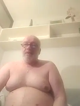 Snapshot of Belko7 chatting on 03-18-25, 08:48 Belko7 online show from 03-18-25, 08:48