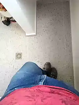 Snapshot of Gasparin32 chatting on 12-06-24, 04:49 Gasparin32 online show from 12-06-24, 04:49