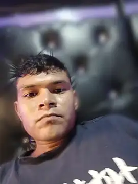 Snapshot of InfiniteModulus chatting on 04-10-26, 10:31 InfiniteModulus online show from 04-10-26, 10:31