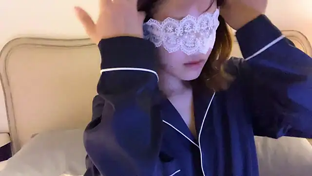 Snapshot of Coco_peach chatting on 01-30-25, 01:10 Coco peach online show from 01-30-25, 01:10