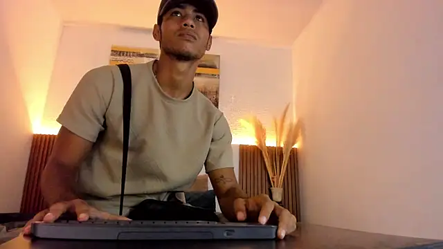 zander 2120 online show from 04-24-26, 12:40