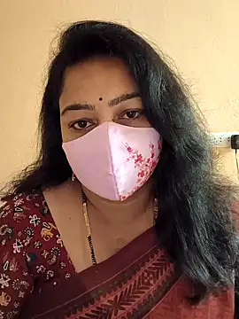 neelu-hoty online show from 02-08-25, 12:49