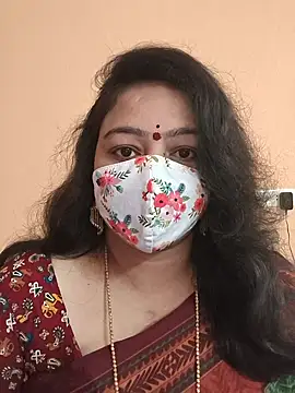 neelu-hoty online show from 03-09-25, 12:42