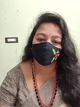 neelu-hoty online show from 10-10-25, 11:20