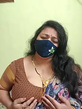 neelu-hoty online show from 04-16-26, 09:32