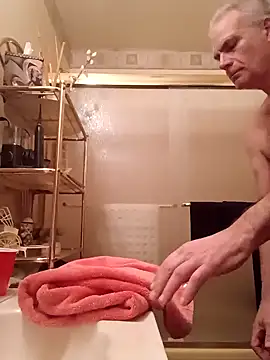 Snapshot of Hand69someguy chatting on 12-15-24, 02:37 Hand69someguy online show from 12-15-24, 02:37