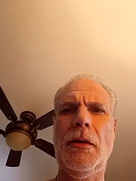 Snapshot of Hand69someguy chatting on 03-15-25, 08:43 Hand69someguy online show from 03-15-25, 08:43