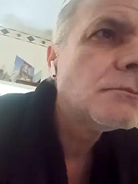 Snapshot of Hand69someguy chatting on 12-20-25, 04:52 Hand69someguy online show from 12-20-25, 04:52