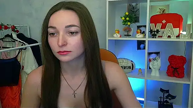  Barbie Kiss  online show from 02-04-26, 03:51