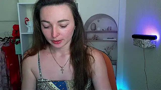 Snapshot of _Barbie_Kiss_ chatting on 06-17-26, 03:13 Barbie Kiss online show from 06-17-26, 03:13
