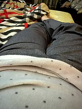 Snapshot of heena13 chatting on 11-11-25, 07:41 heena13 online show from 11-11-25, 07:41