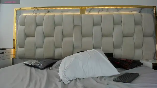 Hanna lens online show from 01-15-26, 06:00