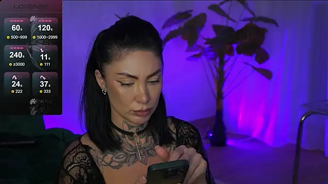 angelinaRae online show from 12-11-24, 05:04