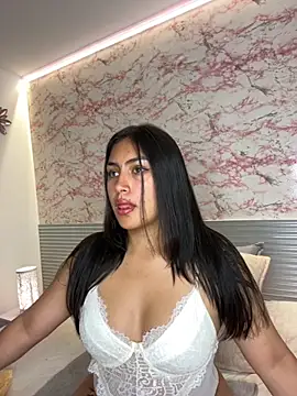 Snapshot of _Danaa chatting on 09-30-25, 06:57 Danaa online show from 09-30-25, 06:57