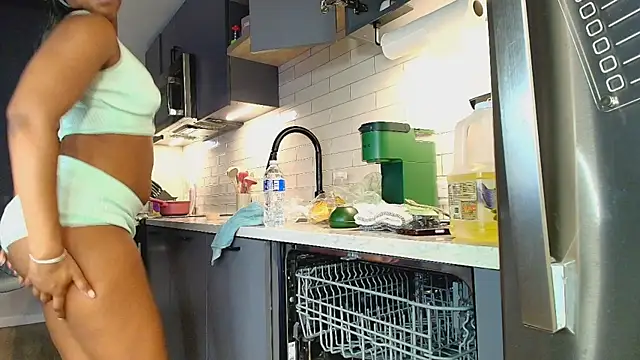 Naomiruty online show from 04-04-26, 12:42