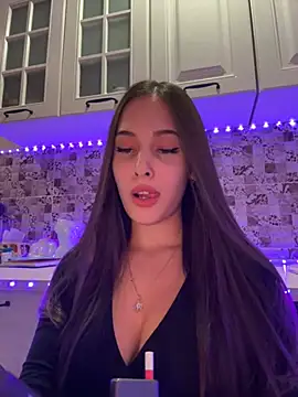 Snapshot of EricaWalls chatting on 12-21-24, 09:36 EricaWalls online show from 12-21-24, 09:36