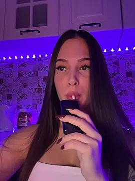 Snapshot of EricaWalls chatting on 01-27-25, 03:18 EricaWalls online show from 01-27-25, 03:18