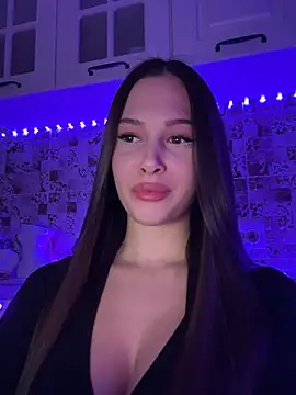 Snapshot of EricaWalls chatting on 02-02-25, 04:43 EricaWalls online show from 02-02-25, 04:43