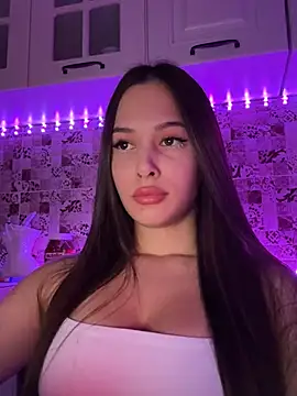 Snapshot of EricaWalls chatting on 02-06-25, 09:28 EricaWalls online show from 02-06-25, 09:28