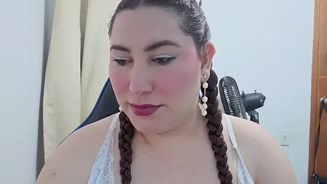 Snapshot of catalina_boobs chatting on 04-30-26, 12:28 catalina boobs online show from 04-30-26, 12:28