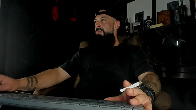 axxelrich  online show from 11-02-25, 01:08