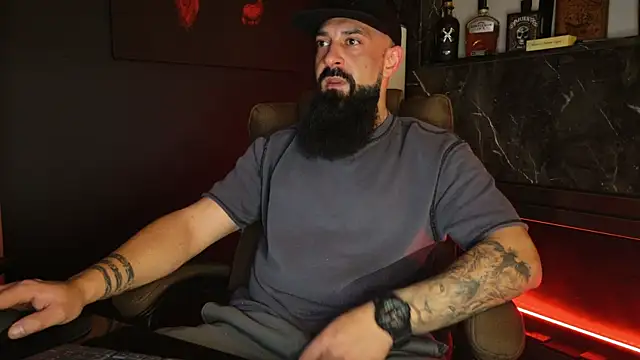 axxelrich  online show from 11-24-25, 04:56