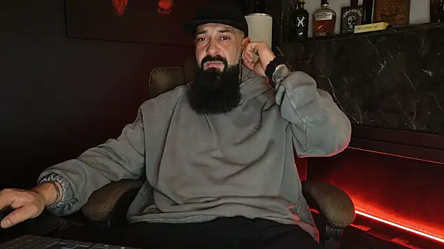 axxelrich  online show from 11-26-25, 04:35