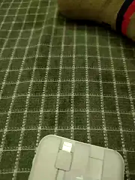 Snapshot of fuckingmahiesh chatting on 01-31-25, 03:44 fuckingmahiesh online show from 01-31-25, 03:44