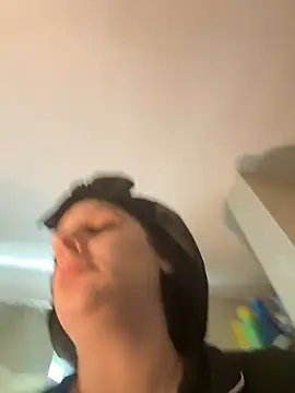 menaceswife online show from 03-09-25, 04:00