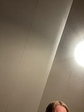 Snapshot of yourhornyslut chatting on 02-28-25, 06:09 yourhornyslut online show from 02-28-25, 06:09