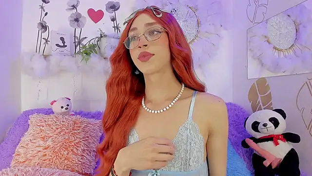 Ariadna Evangeline online show from 12-05-25, 06:11