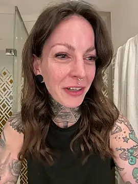 BrownieyQueen online show from 02-21-26, 09:21