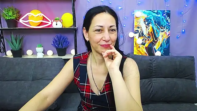 LiluGrants online show from 01-24-25, 04:27