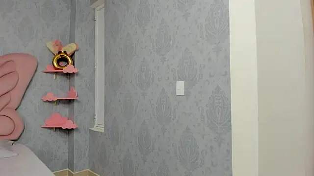 MaddyCute4u online show from 02-15-25, 11:28