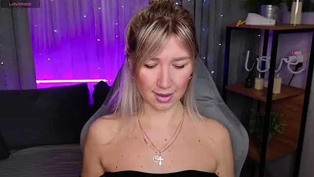 MilaBott online show from 11-21-25, 08:18