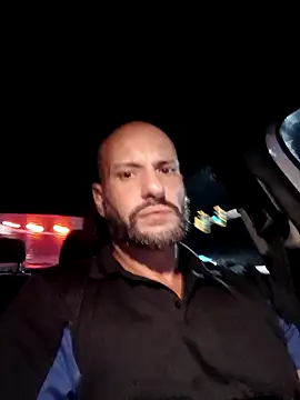 Snapshot of mobydick42085 chatting on 10-27-25, 01:31 mobydick42085 online show from 10-27-25, 01:31