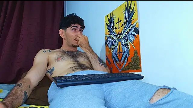 Thomass00 online show from 10-28-25, 12:03