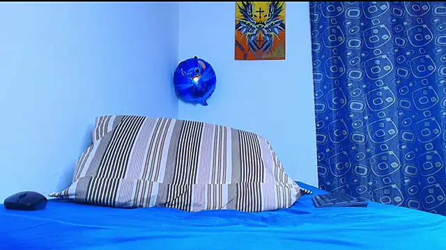 Thomass00 online show from 04-04-26, 02:32