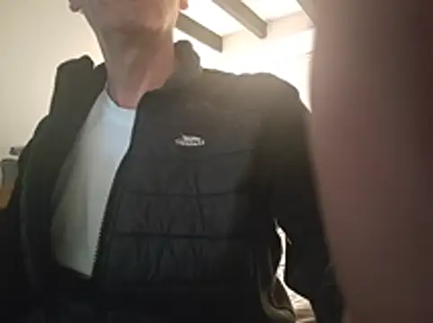 ImYourXtoy online show from 08-03-26, 07:29