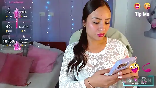 Paulina 627 online show from 10-17-25, 04:53