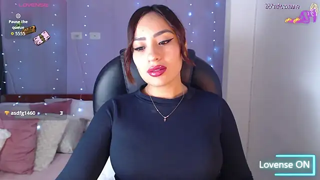 Snapshot of Paulina_627 chatting on 03-23-26, 03:38 Paulina 627 online show from 03-23-26, 03:38
