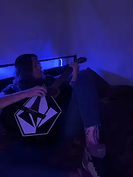 SummerV91 online show from 03-05-26, 04:30